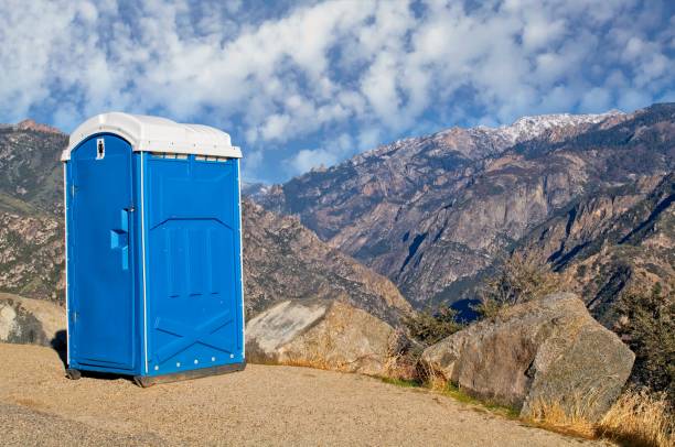 Portable Toilet Options We Offer in Ravenna, OH